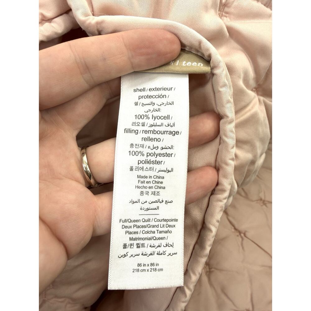 Pottery Barn Teen Microfiber Pintuck Comforter Full Queen Light Pink One Sham - Picture 3 of 7